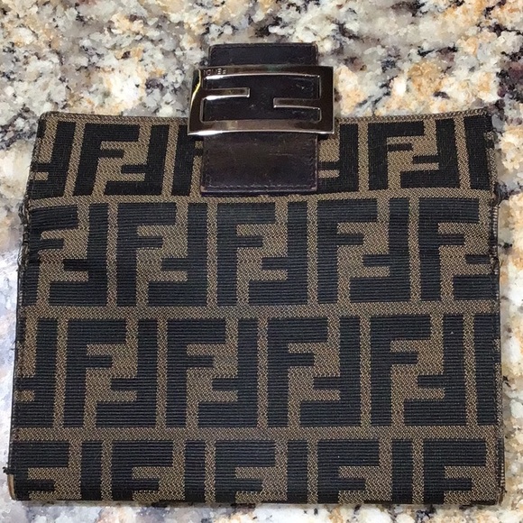 Fendi Wallet Silver Buckle Zucca Leather Long Wallet EUC - Picture 4 of 12